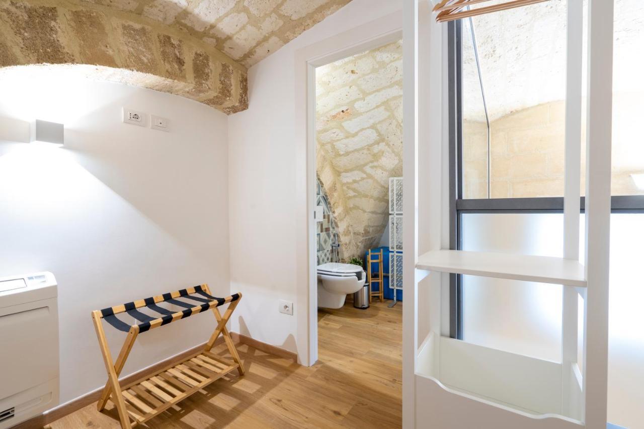 Stazione & Politecnico Stylish Apt With Netflix Bari Eksteriør bilde