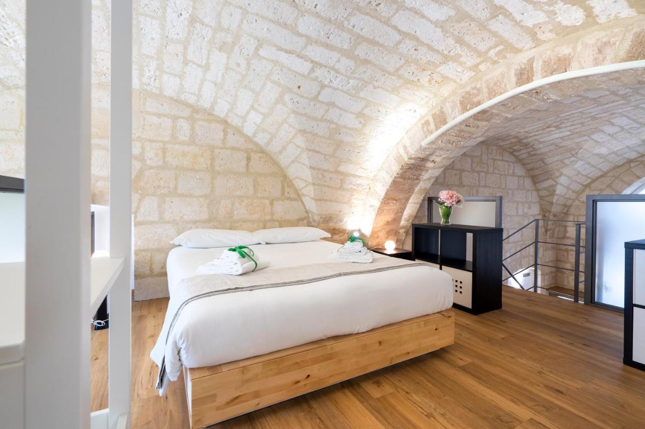 Stazione & Politecnico Stylish Apt With Netflix Bari Eksteriør bilde